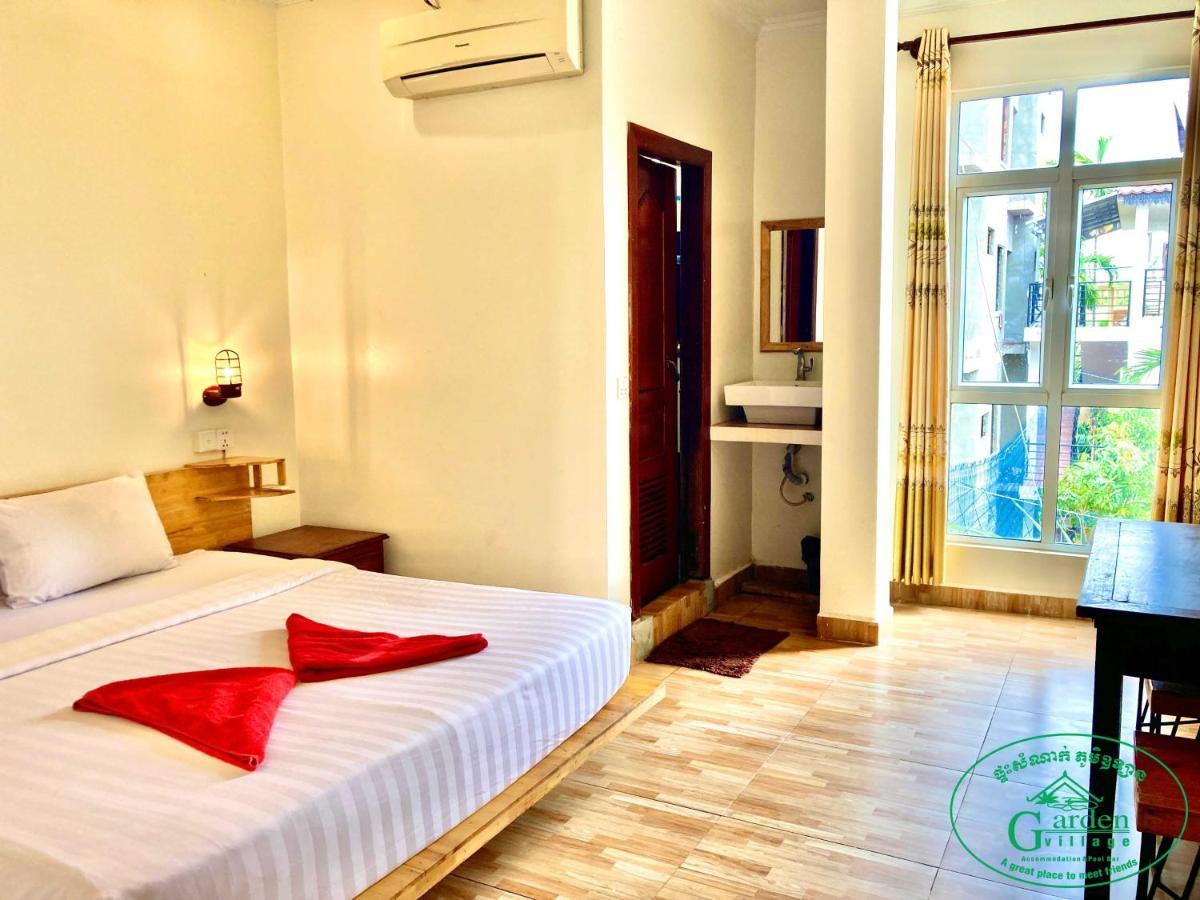 Garden Village Guesthouse & Pool Bar Siem Reap Exteriör bild