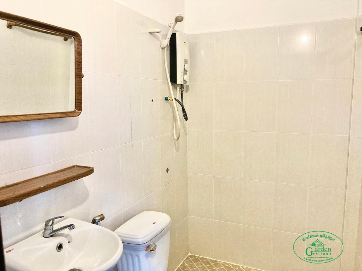 Garden Village Guesthouse & Pool Bar Siem Reap Exteriör bild